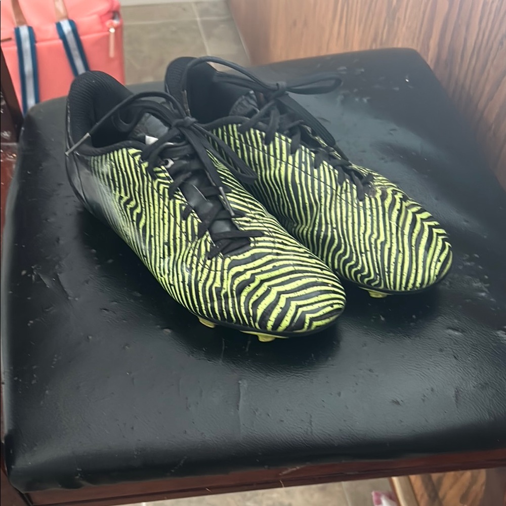 Men's Black and Yellow Soccer Cleats